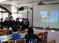 台湾市立大理高級中學校におけるプレゼン2