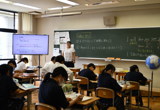 外国語科　研究授業（中２英語）