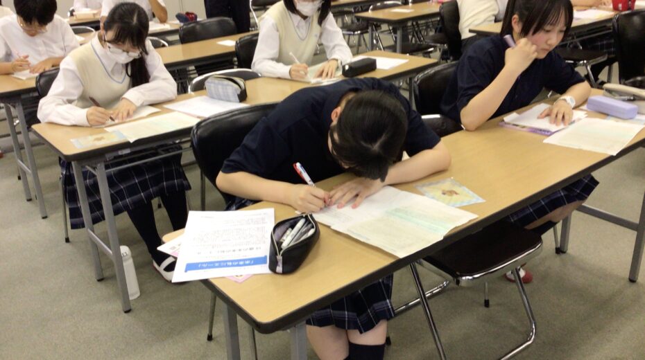 未来の自分へメッセージを送る(３年生)