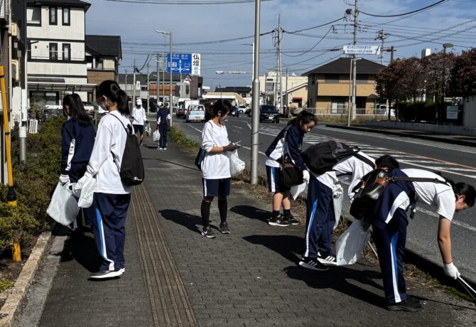【中学】駅周辺清掃活動