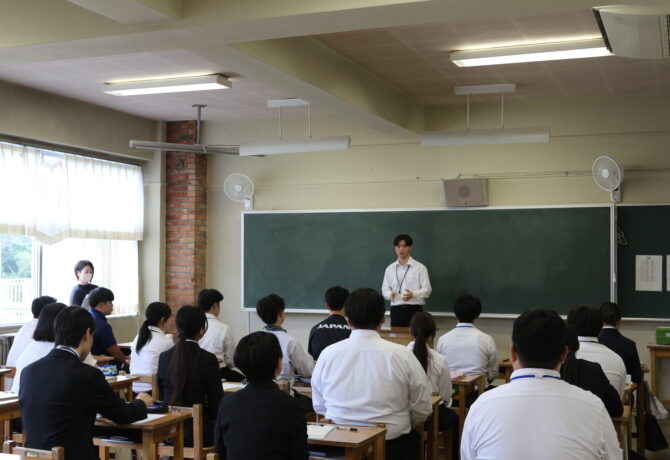 教育実習の開始と3年生模試の実施